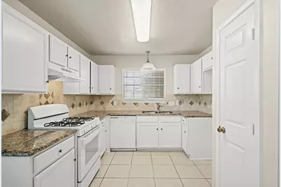 9731 Youngcrest Drive #A, Stafford, TX 77477 - Photo 6