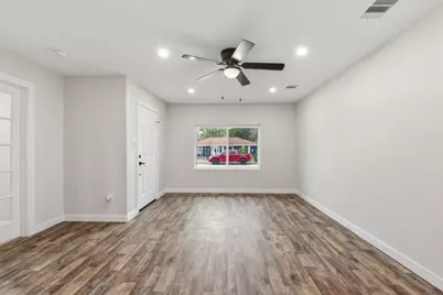906 Creager Street, Houston, TX 77034 - Photo 10
