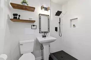 906 Creager St, Houston, TX 77034 - Photo 28