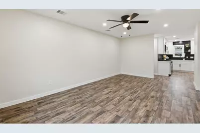 906 Creager Street, Houston, TX 77034 - Photo 8