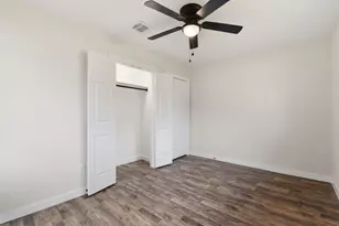 906 Creager St, Houston, TX 77034 - Photo 40