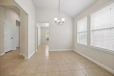 18219 Alora Springs Trc, Cypress, TX 77433 - Photo 4