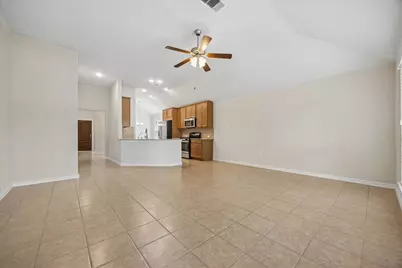 18219 Alora Springs Trc, Cypress, TX 77433 - Photo 8