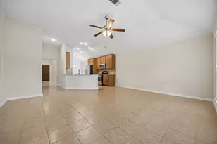 18219 Alora Springs Trc, Cypress, TX 77433 - Photo 8