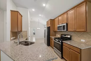 18219 Alora Springs Trc, Cypress, TX 77433 - Photo 10