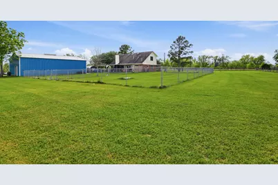 3625 County Road 36, Angleton, TX 77515 - Photo 18
