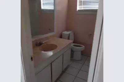 13807 Towne West Boulevard, Sugar Land, TX 77498 - Photo 32