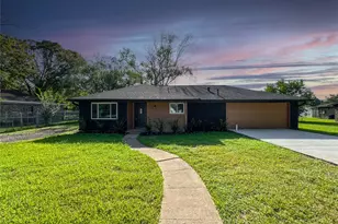 3811 Anna Ct, Santa Fe, TX 77517 - Photo 2