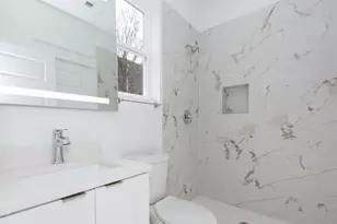 505 Schweikhardt St, Houston, TX 77020 - Photo 8