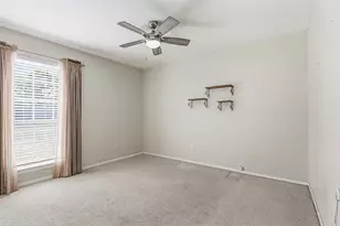 10170 Beekman Pl Dr, Houston, TX 77043 - Photo 16