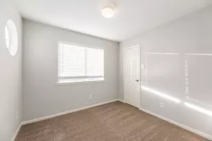 727 Richview Dr, Houston, TX 77060 - Photo 20