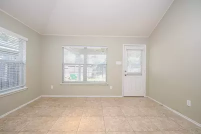 5010 Bridgevalley Court, Spring, TX 77379 - Photo 8