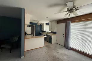 7945 Cedel, Houston, TX 77055 - Photo 4