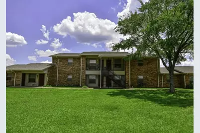 1301 W College St, Canton, TX 75103 - Photo 1