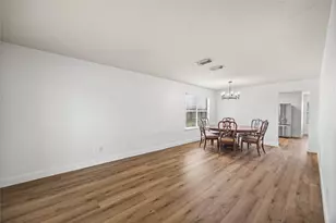 3116 Meadow Bay Dr, Dickinson, TX 77539 - Photo 4