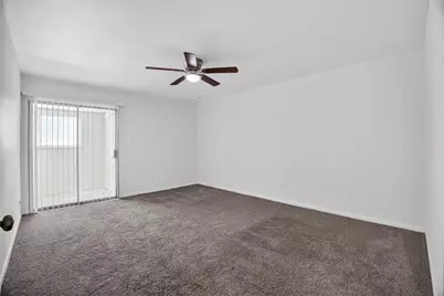 8527 Hearth Drive #32, Houston, TX 77054 - Photo 10