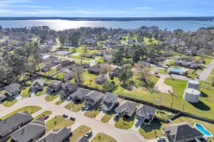 13417 W Summerchase Cir, Willis, TX 77318 - Photo 20