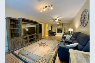 934 N Fm 356, Onalaska, TX 77360 - Photo 10