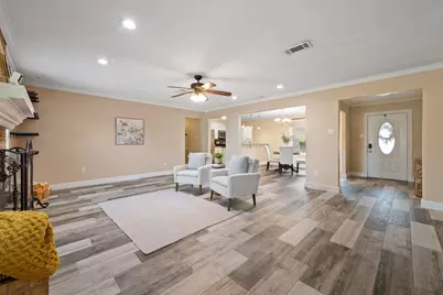 408 Foxmeadow Lane, Cleveland, TX 77327 - Photo 8