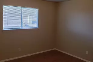 16734 Lost Quail Dr, Houston, TX 77489 - Photo 12
