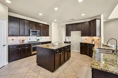 21115 Brunson Falls Drive, Richmond, TX 77407 - Photo 10