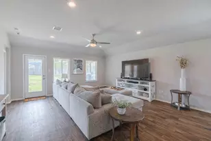 3704 Shady Elk Ct, Conroe, TX 77301 - Photo 6