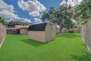 1920 Lazy Creek Ln, Pearland, TX 77581 - Photo 26
