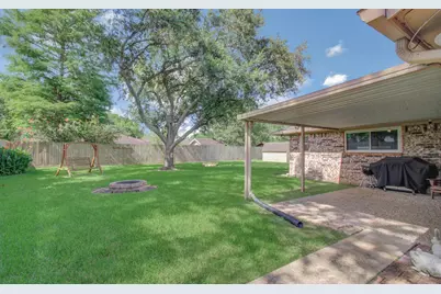 1920 Lazy Creek Lane, Pearland, TX 77581 - Photo 22