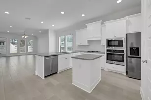 15835 Bird of Paradise Dr, Conroe, TX 77302 - Photo 18