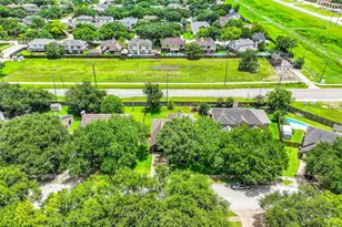 4009 Spring Branch Dr E, Pearland, TX 77584 - Photo 24