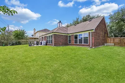 4009 Spring Branch Drive E, Pearland, TX 77584 - Photo 22