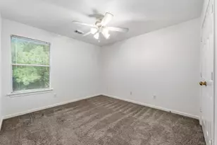 103 Ledgestone Pl, The Woodlands, TX 77382 - Photo 32