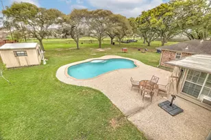 12114 Cherry Point Dr, Mont Belvieu, TX 77535 - Photo 44