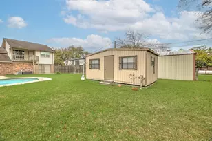 12114 Cherry Point Dr, Mont Belvieu, TX 77535 - Photo 42