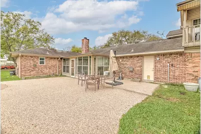 12114 Cherry Point Drive, Mont Belvieu, TX 77535 - Photo 40
