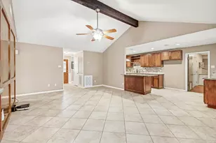 12114 Cherry Point Dr, Mont Belvieu, TX 77535 - Photo 6
