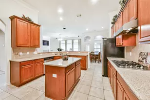 2301 Da Vinci Dr, Pearland, TX 77581 - Photo 12