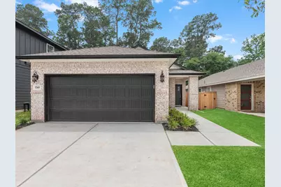 2010 W Darlington Oaks Court, Conroe, TX 77304 - Photo 2