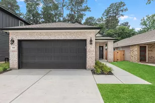 2010 W Darlington Oaks Ct, Conroe, TX 77304 - Photo 2