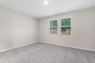2010 W Darlington Oaks Ct, Conroe, TX 77304 - Photo 10