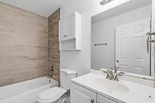 3325 McCrarey Dr, Houston, TX 77088 - Photo 6