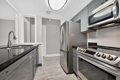 830 Threadneedle Street #240, Houston, TX 77079 - Photo 2