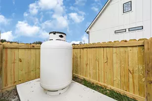 16915 Hamill Dr, Rosharon, TX 77583 - Photo 34