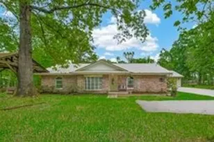 2 Magnolia Ln, Huffman, TX 77336 - Photo 2