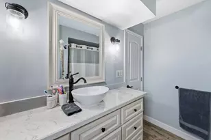 1539 Sterling Dr, Baytown, TX 77523 - Photo 18