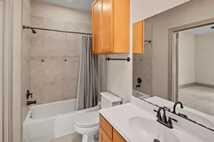 2316 Camden Dr, Houston, TX 77021 - Photo 8