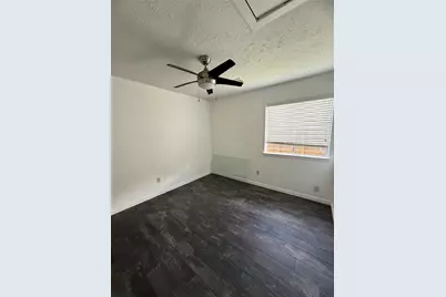 14235 Royal Hill Drive, Houston, TX 77083 - Photo 32