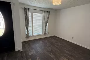 14235 Royal Hill Dr, Houston, TX 77083 - Photo 10