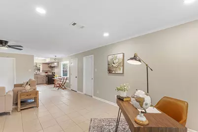 906 Broad Ripple Drive, Huffman, TX 77336 - Photo 8