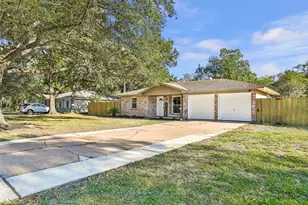 906 Broad Ripple Dr, Huffman, TX 77336 - Photo 2